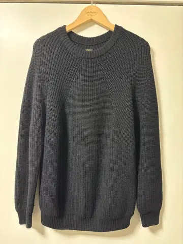 바토너 BATONER SIGNATURE CREW NECK