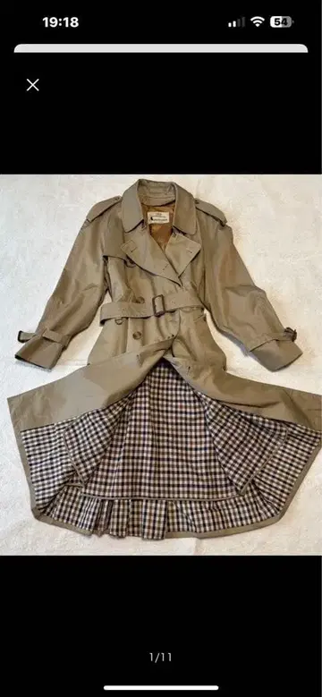 베이지 트렌치코트 체크 안감