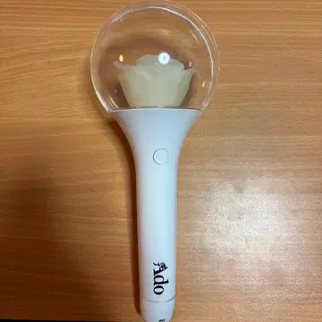 Ado 응원봉 카무파넬라