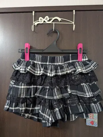 TRALALA 프릴 달린 체크 무늬 팬츠 미사용 새상품 프리 사이즈