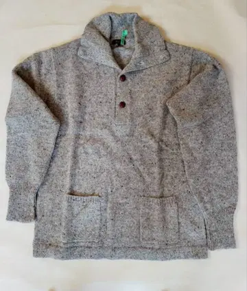 SHIPS 그레이 버튼 하이넥 니트