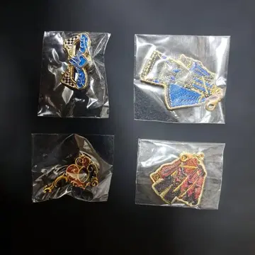 트위스테 마스커레이드 ver. 자수 참 가면 핀 배지 하트 라빌 기숙사