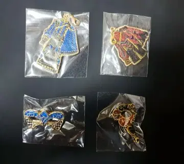 트위스테 마스커레이드 ver. 자수 참 가면 핀 배지 하트 라빌 기숙사