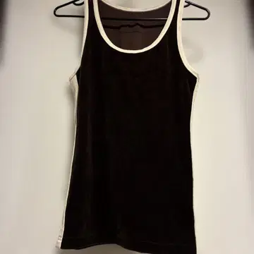 L.G.B. 벨벳 블랙 탱크탑