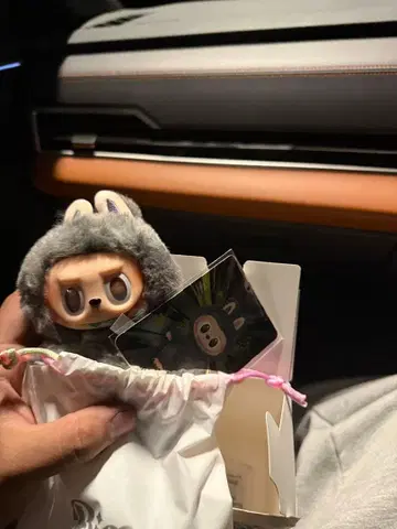 러브부 시크릿, 반다이에서 나왔습니다