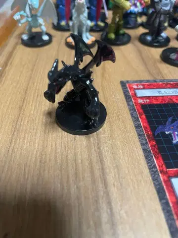 던전 다이스 몬스터즈 레드 아이즈, 데몬, 홀리 엘프