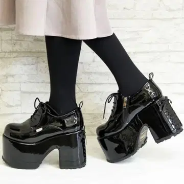 YOSUKE U.S.A. 요스케 통굽 로퍼 블랙 통굽 스니커즈