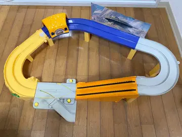 [ 작동품 ] 토미카 레츠고! 드라이브 요코소! 라디에이터 스프링스에!