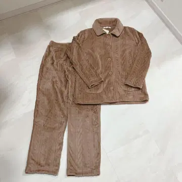 새상품 aimerfeel 케이블 니트 파자마 룸웨어 브라운 M