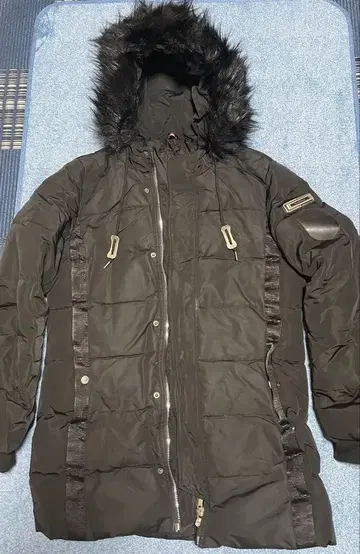 블랙 다운 자켓 퍼 포함