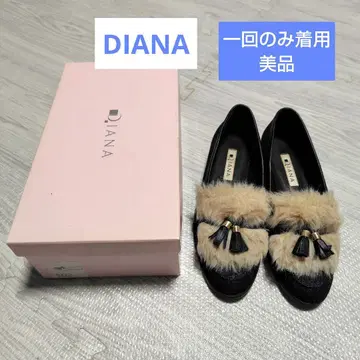 DIANA 퍼 달린 로퍼