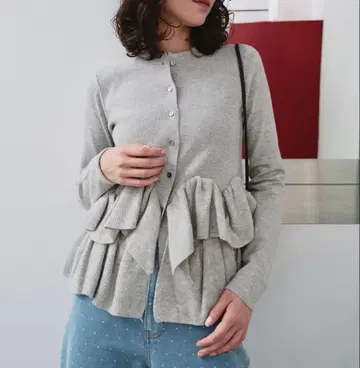 titivate 프릴 헴 니트 가디건