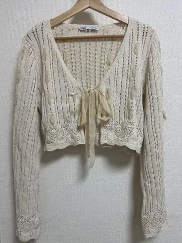 리본 포함 크림 니트 가디건