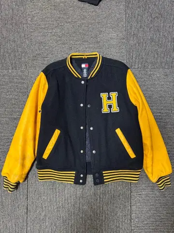 TOMMY HILFIGER 바시티 자켓 L