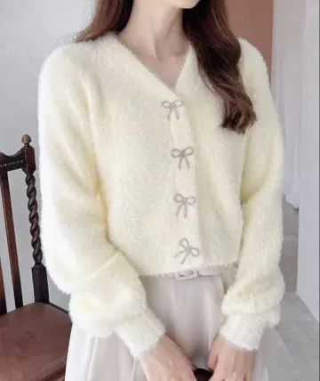 INGNI V넥 리본 버튼 페더 니트 가디건