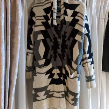 BAYFLOW 기하학 패턴 플리스 가디건