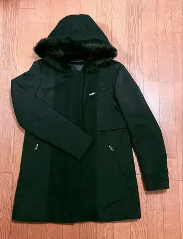 퍼 후드 하프 코트 블랙