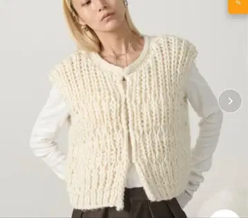 aic. 핸드 니트 로우 게이지 베스트