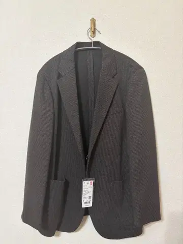 [ 유니클로 ] 다크 브라운 테일러드 자켓 S