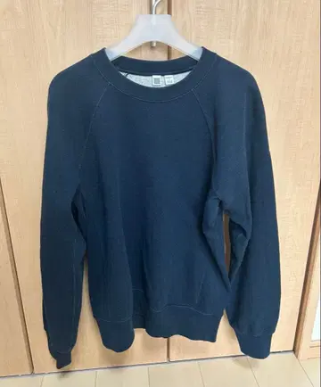 유니클로 U 맨투맨 구형 택 맨투맨 유니클로