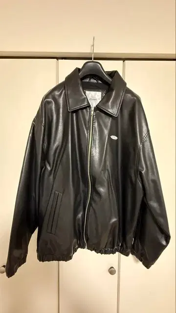 #Re:room 블랙 가죽 자켓