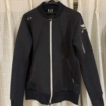 Oakley 다크 그레이 M 자켓