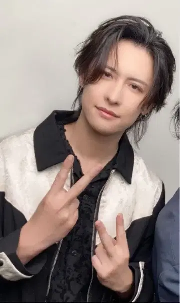 우에하라 다이시 착용 블루종 M 사이즈 WANDS 지그재그 이노치사마