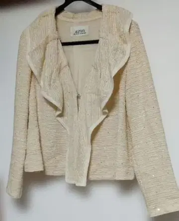 4298 시즈카 코무로 의류점 프릴 달린 크림색 자켓 일본제 L