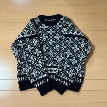 BATONER 노르딕 스웨터 사이즈 1입니다.