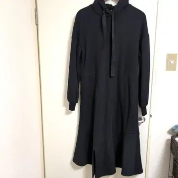 B DONNA 후드 부착 리브 블랙 원피스 미사용