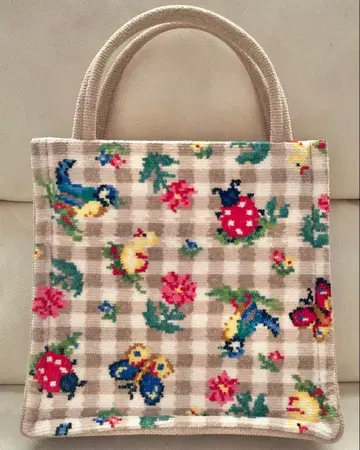 페이 하이디 체크 쿠키 베이지 토트백 단종품