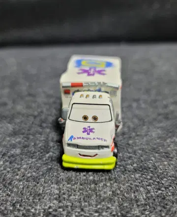 [단종] 카즈 토미카 닥터 데미지 (스탠다드 타입) 새상품급 상자 없음