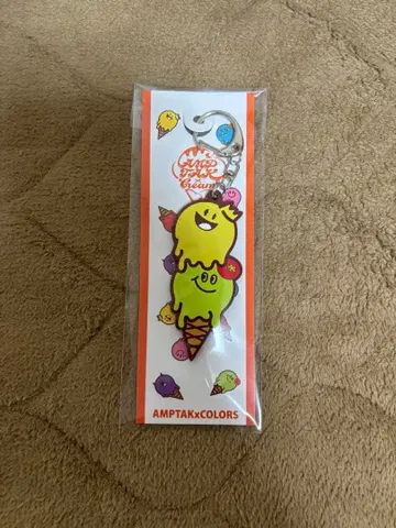 AMPTAK x COLORS 아키이 푸릿츠 아이스 러버 키링