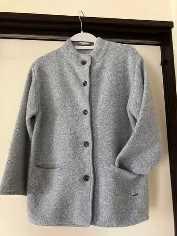 [하자품] 크로커다일 울 블렌드 스탠드 카라 니트 코트 M 사이즈