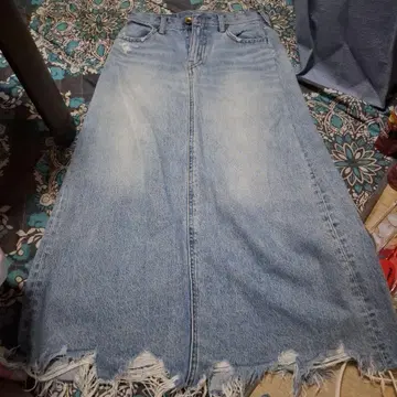 데님 프린지 헴 롱 스커트