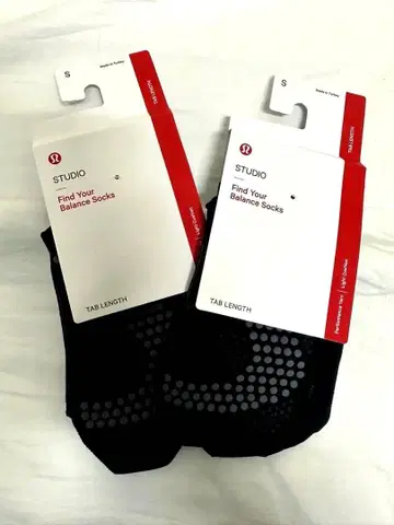 lululemon Find Your Balance studio Socks