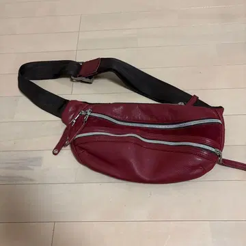 가죽 바디백 빨간색