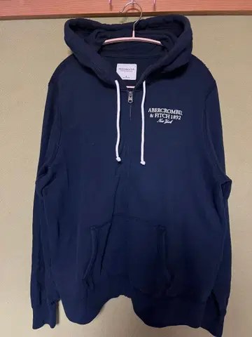아바클로 Abercrombie & Fitch XL 후드티 네이비