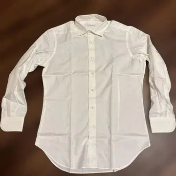 ARCODIO 화이트 긴팔 셔츠