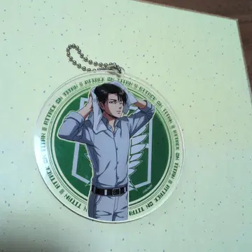 진격의 거인 리바이 아크릴 키링