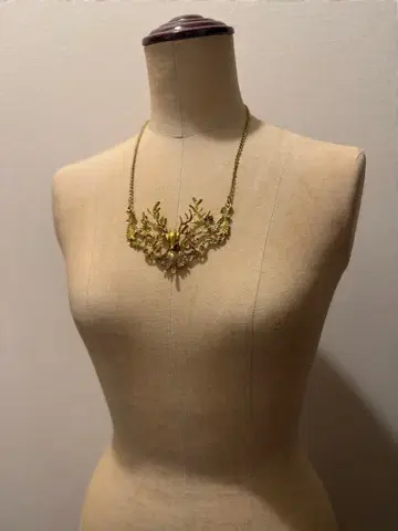 장식적인 골드 목걸이 고딕풍 사슴 목걸이 루돌프 목걸이