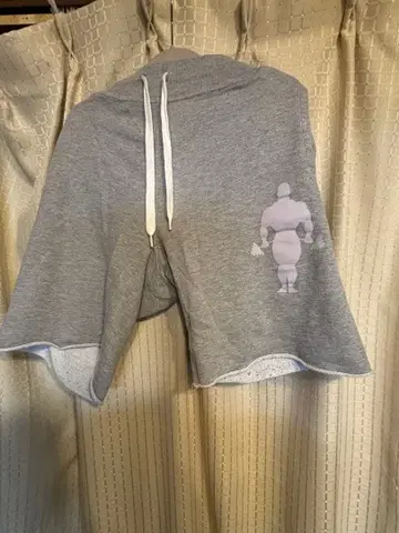 GOLD'S GYM 그레이 숏팬츠 L