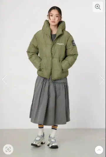 로데오 크라운 다운 자켓 사이즈 M 블랙