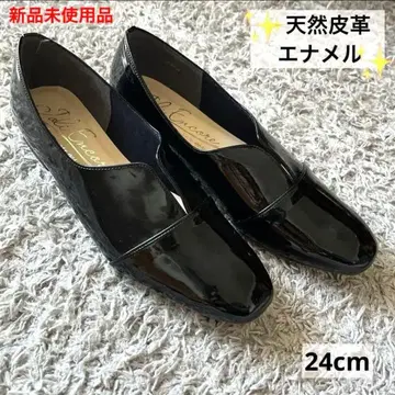 여성용 에나멜 신발