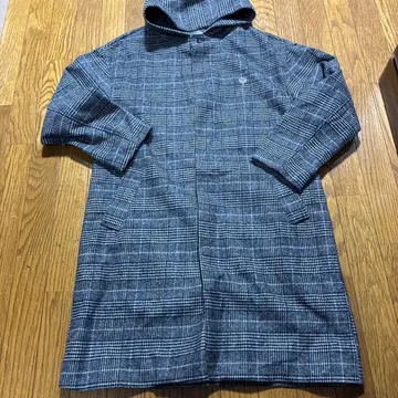 KEY MEMORY 후드 부착 체크 무늬 트렌치코트