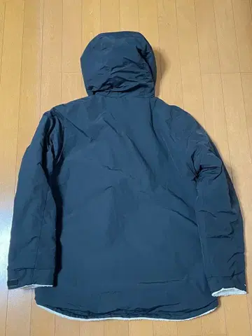 루프 도쿄 마운틴 후드티