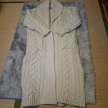 ZARA 케이블 니트 롱 코트 LIMITED EDITION