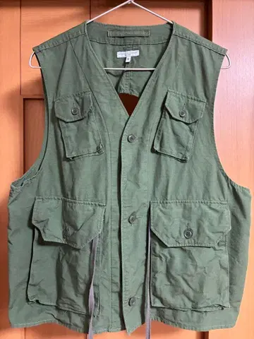 엔지니어드 가먼츠 백 오픈 베스트 sizeS