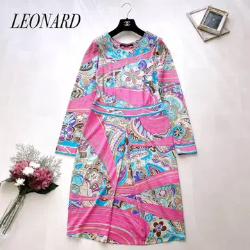 새상품급 레오나르 울 원피스 트리밍 꽃무늬 페이즐리 핑크 계열 M