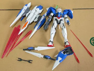 건담 프라모델 HG 더블오 라이저 조립 완료